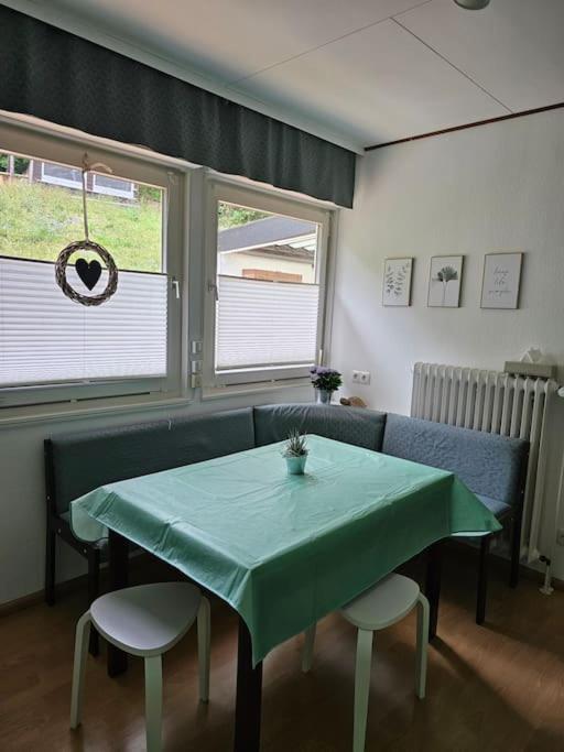 Grosse Ferienwohnung Am Waldrand Шёнау Экстерьер фото